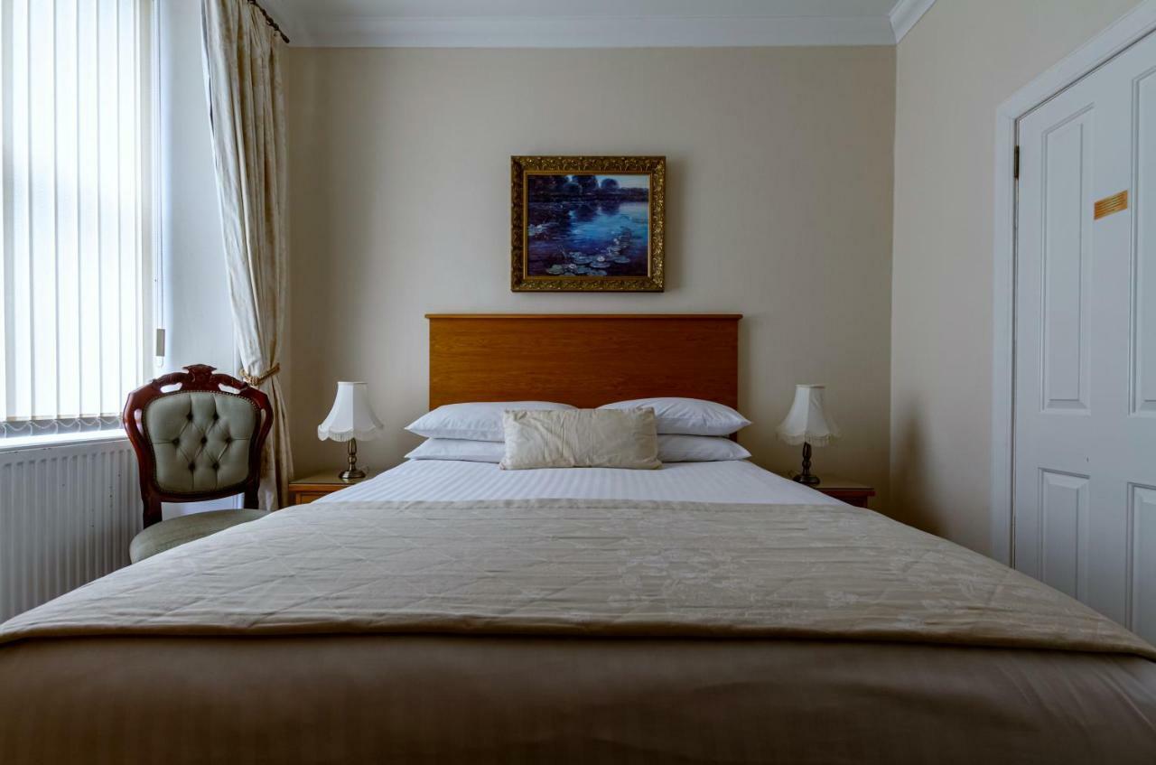 Atholl Villa Guest House 피틀로크리 외부 사진