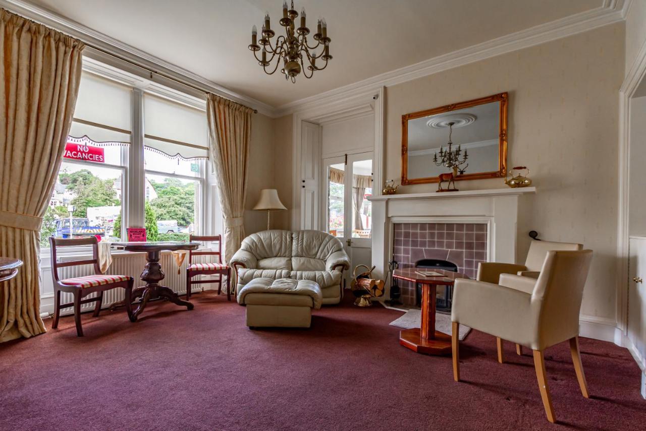 Atholl Villa Guest House 피틀로크리 외부 사진